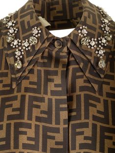 100%SE+BOTT:100%MDP Fendi Outfits Women, Fendi Outfits, Fendi Clothes, Embroidered Crystals, Fendi Print, Fendi Shirt, Twill Shirt, Design Drawings, 2024 Fashion