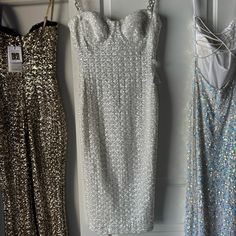 White Sequin Nadine Merabi Formal Dress; Knee Length; Sized 2; Runs Small Formal Dress Knee Length, Nadine Merabi, White Sequin Dress, Dress Knee Length, Formal Dress, Sequin Dress, Long Hair, Knee Length, Colorful Dresses