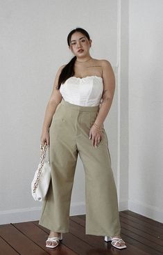 Clean Aesthetic Outfit Plus Size, Convocation Outfit, Aesthetic Outfits Plus Size, Plus Size Aesthetic Outfits, Semi Casual Outfit, Chubby Style, Rich Outfits, Outfit Curvy, Outfits Curvy