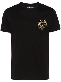 black cotton jersey texture crew neck short sleeves logo print at the chest straight hem Versace T Shirt, Versace Logo, Latest T Shirt, Versace Jeans Couture, Versace Jeans, T Shirt Vest, Logo Print, Black Tshirt, Black Cotton