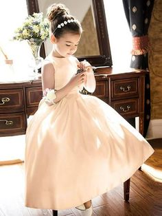 Cute Prom Dress, Tea Length Flower Girl Dress, Satin Flower Girl Dress, Cheap Flower Girl Dresses, Tea Length Wedding, Girls Dresses Online, Wedding Girl, Satin Short, Dress Tulle