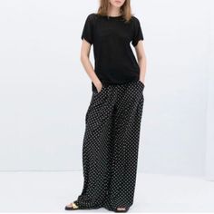 Stylish Wide Leg Pants With Polka Dot Pattern In Black. Comfortable And Trendy For Everyday Wear. Condition: Nwt New With Tag Brand: Zara Style: Wide Leg Pants; Flowy/Lightweight;Elastic And Drawstring Waistband ; Side Pockets Size: In My Opinion These Can Also Fit Size Small Because It’s A Drawstring Pants Color:Black/White Materials: Pls. Note: New! No Holes; No Stain Zoom In Photos For More Details( See Photos For Measurements) Flat Measurements Are Approx (To Ensure Good Fit, It Is Recommend Zara Style, Zara Fashion, Zara Pants, Polka Dot Pattern, Black Polka Dot, Drawstring Pants, Pants Color, Zara Black, Drawstring Waistband