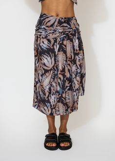 Sayaka Davis_Printed Tied Skirt in Print_Skirt_XS - Finefolk Mid Length Skirt, Printed Skirt, Mid Length Skirts, British Indian, Invisible Zipper, Printed Skirts, Mid Length, Made In Japan, New York