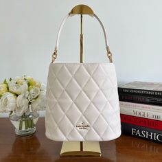 Kate Spade Logo, Photo Lighting, White Quilt, Quilted Leather, Kate Spade Bag, Cream White, Leather Patches, Leather Top, White Bag