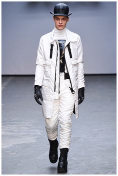 KTZ-Fall-Winter-2015-London-Collections-Men-019 Mens Fashion Suits Formal, Mens Fashion Summer Outfits, Mens Fashion Denim, Mens Fashion Work, Formal Mens Fashion, Men Fashion Show, Short Men Fashion, Menswear Fashion Show, Jackets Men Fashion