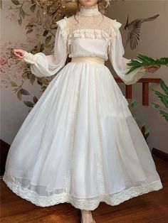 Gaun Ruffle, 파티 드레스, Old Fashion Dresses, Royal Dresses, Elegante Casual, Fairytale Dress, Modieuze Outfits, Vestidos Vintage, Vintage Style Dresses