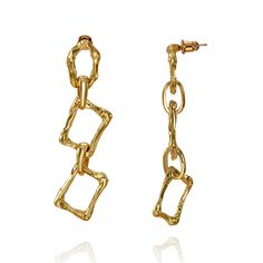 PRICES MAY VARY. Paperclip gold earrings with Highly polished,wear Exquisite comfort,this gold statement link earrings are the hottest style of the season and match everything! Irregular square design can show the unique personality and charm of the wearer. Brass chain earrings with 18k Gold-plated ,high-quality durable,100% lead free, nickel free,cadmium free,and hypoallergenic mirror color preserving electroplating,Perfect for sensitive skin. Length: 1.4 cm (0.55 in) wide: 6 cm (2.4 in), Weigh Earrings Dangle Simple, Long Gold Earrings, Gold Dangle Earrings, Earrings Design, Long Dangle Earrings, Earrings Simple, Gold Earrings Dangle, Single Earring, Stylish Jewelry