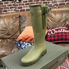 New In Box, Overstock Items. Great Condition And Never Been On Anyone’s Foot. Discontinued Carrying The Brand In My Store And Trying To Find Them Good Homes. Mens Waterproof Hiking Boots, Sorel Snow Boots, Field Boots, Good Homes, Mid Top Shoes, Brown Chelsea Boots, Mens Winter Boots, Suede Chelsea Boots, Faux Fur Boots