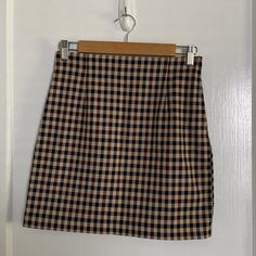 Black, Brown, And Beige Checked Skirt Nwt Size 4 Waist 13.5” Length 17” Brown Lined Mini Skort, Brown Mini Skort For Workwear, Brown Lined Mini Skirt, Fall Workwear Mini Skirt By H&m, H&m Mini Skirt For Fall Workwear, H&m Fitted Skirt For Fall, H&m Lined Mini Skirt For Fall, H&m Fall Lined Mini Skirt, Fitted H&m Skirt For Fall