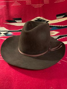 Vintage 'Beaver Hats' Brand Cowboy Hat, 10X Beaver fur felt. In good wearable condition. Size 7. Vintage Felt Hat With Curved Brim For Outdoor, Brown Wool Hat For Western-themed Events, Brown Hat Bands For Hunting In Winter, Brown Hat For Western-themed Winter Events, Brown Winter Hat Bands For Hunting, Brown Winter Hat For Western-themed Events, Vintage Felt Hat With Flat Crown For Ranch, Vintage Flat Crown Felt Hat For Ranch, Wide Brim Hunting Hats For Winter