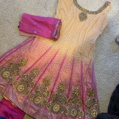 Size 12 Prob Like A Us 4/6. Never Worn. Brand New Gorgeous Nude And Pink Magenta Fade. Bronze Golden Detailing Under Law Is Gold Bindis That Show Through The Net! Pics Don’t Do Justice. Hard To Find This Fitting And Work. Gold Fitted Anarkali Churidar, Bollywood Style Embellished Churidar For Diwali, Fitted Multicolor Embellished Traditional Wear, Fitted Embellished Multicolor Traditional Wear, Multicolor Fitted Churidar With Traditional Drape, Fitted Anarkali Salwar Kameez In Gold, Fitted Multicolor Salwar Kameez For Wedding, Embellished Fitted Salwar Kameez For Eid, Fitted Embellished Salwar Kameez For Eid