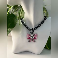 Description: Pastel Goth Acrylic Eye Bow Thick Chain Necklace Condition: Brand New! *Design Is High Quality* These Items Are Individually Made With Love By Me Details: Goth Black Chain Necklace Materials: Acrylic & Plastic Length: Chain: 20" & Pendant:1.5" Style: Pastelgoth/ Withcy/ Cyebergoth/ Punk /Spooky Care Instructions: Store Out Of Direct Sunlight And Keep Away From Water. It Is Not Recommended To Wear This Necklace In Or Around Water Edgy Pink Metal Jewelry, Pink Punk Necklace For Party, Pink Punk Jewelry For Party, Pink Punk Style Necklace For Party, Emo Style Necklaces As Gifts, Edgy Pink Party Jewelry, Edgy Pink Jewelry For Gifts, Edgy Pink Jewelry For Gift, Cute Handmade Black Necklaces