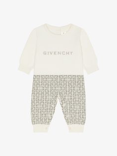 Overalls in knit with bottom with 4G pattern all-over. GIVENCHY signature on the front, on the top. Button closure on the back and crotch. Sold in GIVENCHY gift box. . Kids News, Micro Bags, Catwalk Collection, Givenchy Man, Designer Baby, Givenchy Paris, Luxury Baby, Welcome Bags, Cowboy Boots Women