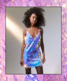 15 Sequin Dresses To Sparkle In This New Year’s Eve #refinery29 https://www.refinery29.com/en-us/sequin-dresses Sarah Jessica Parker Hair, New York Summer, Gloves Fashion, Sequin Dresses, Full Length Gowns, Cocktail Attire, Black Sequin Dress, Hollywood Fashion, Fashion Videos