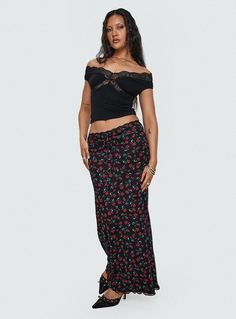 Mesh maxi skirt Floral print, lace trim, elasticated waistband, lettuce edge hem Good stretch, fully lined 95% polyester 5% elastane Cold gentle machine wash Mesh Maxi Skirt, Skirt Floral, Floral Maxi Skirt, Good Stretches, Princess Polly, Skirt Black, Lettuce, Floral Skirt, Lace Trim