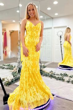 Sclipire sirenă cu paiete portocalii lungi rochie de bal Orange Prom Dresses, Mermaid Gown Prom, Prom Dress Pictures, Sparkly Prom Dresses, Dress Display, Red Dresses Classy, Corset Dress Prom, Prom Dresses Gowns, Mermaid Bridesmaid Dresses