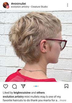 Pixie Mullet Undercut, Side Shaved Designs, Mullet Before And After, Mixie Pixie Haircut Fine Hair, Womens Mohawk Short, Mullet Mohawk Women, Super Short Mullet, Short Punk Hair Women, Mini Undercut