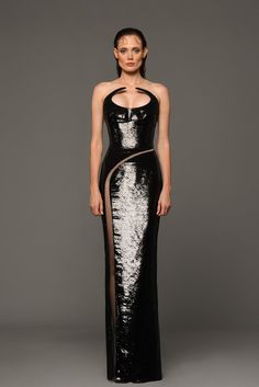 Pointed neckline structured sequined dress - HerTrove Night Fits, Snake Dress, Runway Fashion Couture, Sequined Dress, فستان سهرة, Sequin Gown, Vintage Couture, Black Sequin Dress, Couture Gowns