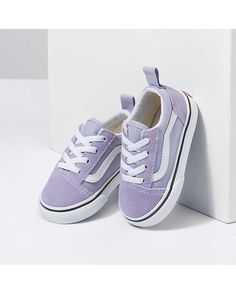 Toddler Old Skool Elastic Lace Shoe Vans Lace-up Canvas Shoes, Vans Low-top Canvas Shoes With Laces, Vans Low-top Sneakers With Elastic Laces, Spring Lacing Sneakers For Streetwear, Purple Vans Lace-up Skate Shoes, Spring Streetwear Sneakers With Lacing, Vans Sneakers With Vulcanized Sole For Spring, Sporty Purple Lace-up Canvas Shoes, Vans Sneakers With Laces For Spring