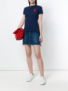 Polo Ralph Lauren Camisa Polo 'Big Pony' - Farfetch Blue Polo Shirt Outfit Women, Polo Shirt Outfit Women's, Polo Ralph Lauren Outfits, Men Wearing Skirts, Polo Fashion