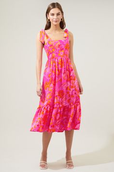 Floral Print Midi Dress For Summer Parties, Sleeveless Floral Midi Dress For Summer Parties, Tropical Midi Dress With Vibrant Print, Pink Beachwear Dress For Brunch, Pink Summer Sundress For Vacation, Pink Fitted Beachwear Dress, Fitted Pink Beachwear Dress, Pink Floral Print Beachwear Midi Dress, Pink Floral Print Sundress For Beach