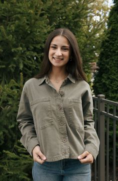 Step up your casual game with this collared crop jacket, featuring a flattering curved hem and a washed effect for laid-back style. Crafted from midweight stretch cotton twill, button front, and convenient patch pockets, it's the perfect piece to elevate any outfit. Relaxed fit Stretch Cotton Twill : 62% Cotton 36% Tencel 2% Spandex Collared Long sleeve Cropped length Button front Patch pockets Midweight Vintage wash Machine Wash Cold, Gentle Cycle, Hang to Dry GARMENT LENGTH FROM SHOULDER: XS : Collared Cotton Shacket For Day Out, Cotton Cropped Jacket With Pockets For Day Out, Cotton Cropped Long Sleeve Jacket For Day Out, Long Sleeve Cotton Cropped Jacket For Day Out, Cotton Cropped Jacket With Long Sleeves For Day Out, Button-up Washed Utility Jacket For Workwear, Casual Long Sleeve Cropped Jacket For Day Out, Cotton Shacket With Button Closure For Day Out, Khaki Button-up Cropped Jacket With Pockets