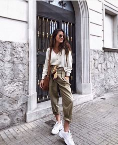 Style Chunky Sneakers, Diy Outfits, Casual Chic Outfits, Rock Outfit, Street Style Summer, Chunky Sneakers, Cute Summer Outfits, Fashion Mode