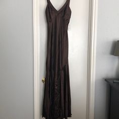 Beautiful Formal Dress Never Worn Nwt Brown Silk V-neck Dress, Party Floor-length Brown Dress, Formal Brown Satin Maxi Dress, Brown V-neck Cocktail Dress, Elegant Brown Maxi Dress For Night Out, Chic Brown Satin Maxi Dress, Brown Sleeveless Evening Dress, Sleeveless Brown Evening Dress, Elegant Brown Satin Maxi Dress