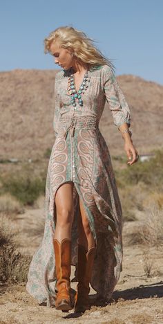 Boho chic front split lacey dress with modern hippie cowboy boots for a carefree style. For the BEST Bohemian fashion trends for 2015 FOLLOW http://www.pinterest.com/happygolicky/the-best-boho-chic-fashion-bohemian-jewelry-gypsy-/ now. Dress And Cowboy Boots, Sukienki Maksi, Look Boho Chic, Floral Chiffon Maxi Dress, Boho Styl, Mode Hippie, Dream Aesthetic, Stil Boho, Estilo Hippie