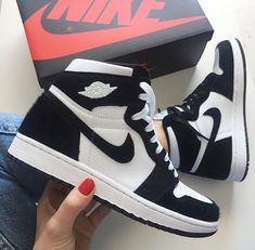 Skor Sneakers Nike, Παπούτσια Nike Free, Buty Jordan, Kasut Wanita