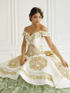 Mariachi Quinceanera Dress, Stage Green, Vestido Charro, Charro Quinceanera, Mexican Quinceanera Dresses, Charro Quinceanera Dresses, Sweet Sixteen Dresses, Mexican Theme, Pretty Quinceanera Dresses