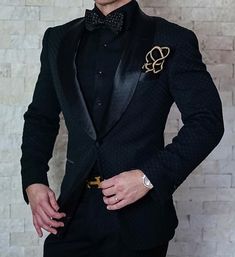 #mensfashion Valima Dress, Prom Suits For Men, Blazer Outfits Men, Wedding Outfit Men, Wedding Dress Men, Designer Suits For Men, Prom Suits, Instagram Link, Fashion Suits For Men