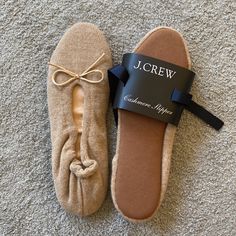 Brand New! A Womens Size 9 Medium. If You Are Between Sizes, I Recommend Sizing Up! Chic Beige Round Toe Slippers, Beige Slippers With Round Toe For Fall, Beige Round Toe Slippers For Fall, Chic Brown Round Toe Slippers, Pink Moccasins, Shearling Slippers, Suede Moccasins, Tan Shoes, Summer Flip Flops