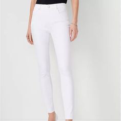 White Jeans In Size 10. Never Worn And Tags Still On. Skinny Leg And Medium Rise. Taylor White, Jeans White, Ann Taylor, White Jeans, Jeans Size, Color White, Women Jeans, Size 10, Tags