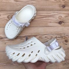 Brand New Crocs Echo Clog White Men’s Size 5 / Women’s Size 7 Men’s Size 7 / Women’s Size 9 Men’s Size 8 / Women’s Size 10 Men’s Size 9 / Women’s Size 11 White Outdoor Clogs With Removable Insole, Outdoor White Clogs With Removable Insole, Crocs Echo Clog, Echo Clog, Crocs Echo, Nike Shoes Women Fashion, New Crocs, Shoes Crocs, Fashion Shoes Heels