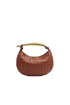 This Women’s Woven Dumpling Clutch Bag is perfect for everyday use. Made with genuine leather and featuring a spacious interior with a zippered pocket, this bag is both stylish and functional. The soft material and metal handle make it comfortable to carry, while the woven design adds a touch of elegance. Material: Genuine leather Style: Urban simplicity Size: Medium (29cm x 2cm x 18cm / 11.4″ x 0.8″ x 7.1″) Color options: Gold, Silver, Beige, Pink, White, Gray-Brown, Brown, Wine Red, Dark Brown, Dark Gray, Black Features: Woven design, metal handle, zippered pocket Suitable for: Daily use Everyday Satchel Baguette Bag With Handle Drop, Versatile Everyday Baguette Bag With Handles, Baguette Satchel Bag With Handle Drop For Everyday Use, Brown Handheld Hobo Bag For Fall, Fall Handheld Hobo Bag, Fall Season Soft Leather Handheld Shoulder Bag, Leather Crossbody Baguette Bag For Errands, Fall Handheld Bag With Detachable Handle, Leather Handheld Shoulder Bag With Handle Drop