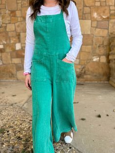 Stay comfy, cool, and stylish with our Teal My Lungs Give Out Overalls. These mineral washed overalls are made with 100% Cotton, so you're guaranteed superior comfort. They also feature front pockets, oversized legs, and adjustable straps, making them perfect for any laid-back occasion. Don't miss out! Breath deep and let 'em fit you like a glove. Womens Online Clothing Boutiques, Women's Western Fashion, Fashion Small Business, Oversized Romper, Women's Western Wear, Western Apparel, Western Boutique, Trending Fashion, Boutique Online