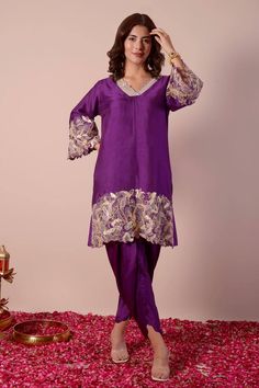 Royal purple kurta with zari, bead, sequin embroidery in floral pattern on neckline. Paired with dhoti pant. - Aza Fashions Kurta Patterns, Dhoti Pants, Sequin Embroidery, Sequins Embroidery, Silk Embroidery, Royal Purple, Cut Work, Pant Set, Set For Women