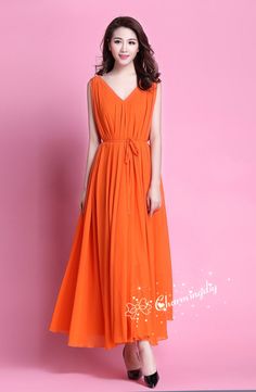 Chiffon Orange Long Party Dress Evening Wedding Lightweight Sundress Summer Holiday Beach Dress Bridesmaid Dress Maxi Skirt Detail Info: ❤ Color: Orange More color choice link: https://www.etsy.com/listing/213656440/chiffon-dress-color-card?ref=shop_home_feat_1 Please just note the color you want with order, we will make according to your note. ❤ Material: Chiffon ❤ The dress doesn't limit the chest size and waitst size, arm hole 45cm (if your upper arm circle circumference is more than 40cm, pl Maternity Photo Dresses, Maternity Photo Dress, Orange Sundress, Long Party Dress, Beach Holiday Dresses, Orange Chiffon, Sundress Summer, Baby Shower Dresses, Evening Dresses For Weddings