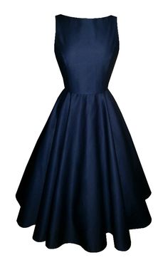 Full circle 'Josie' in navy blue cotton. 1950s vintage style dress. This. is. the epitome of class. Vintage Bridesmaid Dresses, Mode Tips, Fest Outfits, Lady Like, Classy Vintage, Look Retro, Vestidos Vintage, Vintage Style Dresses, 50s Fashion