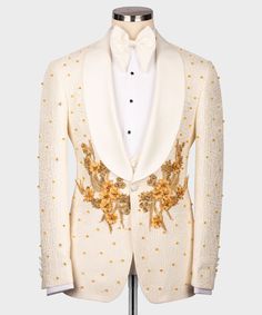 Gold Tuxedo, Tuxedo Colors, Custom Tuxedo, Master Tailor, Jodhpur Boots, Suit Hangers, White Tuxedo, Botas Chelsea, Tuxedo Wedding