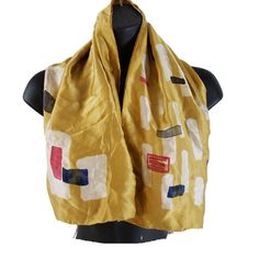 Women's Scarf 100% Silk Gold Block Geometric Motif 32/34" Wrap  Measures Approximately 32" x 34" 100% Silk Pre-owned / Good Condition  ~~~~~~~~~~~~~~~~~~~~~~~~~~~~~~~~~~~~~~~~~~~~~~~~~~~~~~~~~~~ Disclaimer: This is a pre-owned item and is being sold 'as is'.   We describe our items to the best of our abilities. All Measurements are approximate. Colors on Pictures may vary due to lighting. Our items are described as accurately as possible,  but we are not experts and definitions of perfection and Geometric Motif, Diy Sewing Clothes, Sewing Clothes, Scarfs, Diy Sewing, Womens Scarves, Silk, Sewing, Lighting