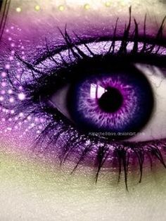 . Stunning Makeup, Purple Reign, Purple Love, All Things Purple, Purple Eyes, Eye Make, Purple Rain, Eye Art, Pretty Eyes