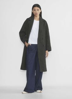 THE SLOUCH™ COAT Slouch Coat, The Super Puff, Sweat Vest, Wind Protection, Fall Denim, Denim Blazer, Wishful Thinking, Cashmere Coat, Herringbone Pattern