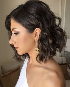 Wedding Hairstyles For Short Hair, Face Hairstyles, Short Hair Cuts For Round Faces, Unusual Wedding, How To Curl Short Hair, Foto Tips, Short Wedding Hair, Round Face Haircuts, Short Hair Styles For Round Faces