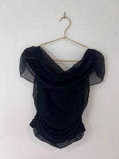 Vintage Lillie Rubin Blouse Cap sleeve Black  Ruche  Large  Worn on or off shoulder  Excellent vintage condition  Party / cocktail/ casual / wedding  Winter/ spring / summer / fall Elegant Draped Blouse For Party, Chic Black Draped Blouse, Elegant Black Draped Blouse, Summer Cocktail Top With Ruffles, Chic Fitted Blouse For Evening, Ruched Stretch Off-shoulder Blouse, Stretch Ruched Off-shoulder Blouse, Ruched Off-shoulder Blouse For Night Out, Off-shoulder Ruched Blouse For Night Out