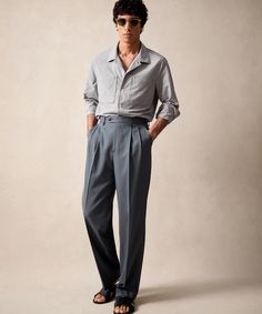 Italian Gabardine Wythe Trouser in Steel Blue Men’s Fashion Amsterdam, Relaxed Formal Outfit Men, High Waisted Pleated Trousers, Types Of Trousers Men, Formal Cocktail Attire Men, Double Pleated Trousers Men, Baggy Formal Outfit Men, Pleated Trousers Outfit Men, Homecoming Outfit Men