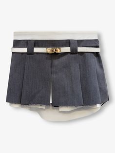 Introducing the gstaad skirt, cut from premium fabric with a metal buckle belt. Contrast color adds flair to this short, pleated skirt, featuring a flattering silhouette for women. Short Pleated Skirt, Gray Skirt, Buckle Belt, Stage Outfits, Metal Buckles, Belt Buckles, Pleated Skirt, Contrasting Colors, Crochet Projects