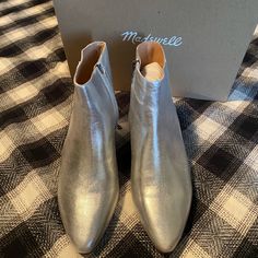 Reposhing This Item I Purchased From @Tiggory. Loved It, But Ready To Rotate For Something New. Questions? Leave A Comment Below! Kitten Heel Boots, Madewell Shoes, Heel Boots, Kitten Heel, Something New, Madewell, Bootie Boots, Kitten Heels, Ankle Boots