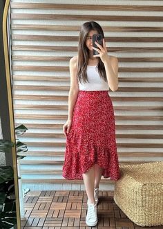 Andaman Outfit Ideas Women, Skirt And Top Western, Goa Fits, Simple Frock Design, Simple Frocks, Best Winter Outfits, Dressy Casual Outfits, Modest Dresses Casual, Trendy Dress Outfits